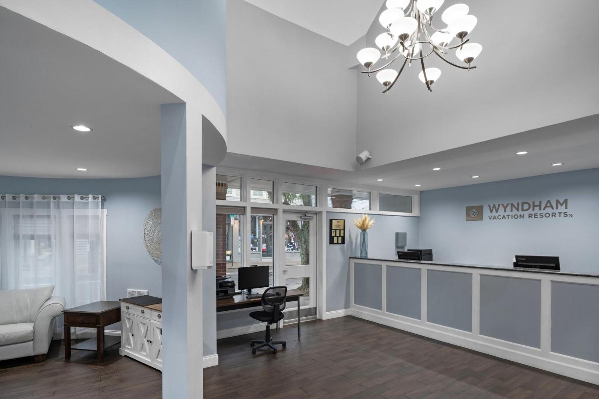 Club Wyndham Newport Onshore Eksteriør bilde