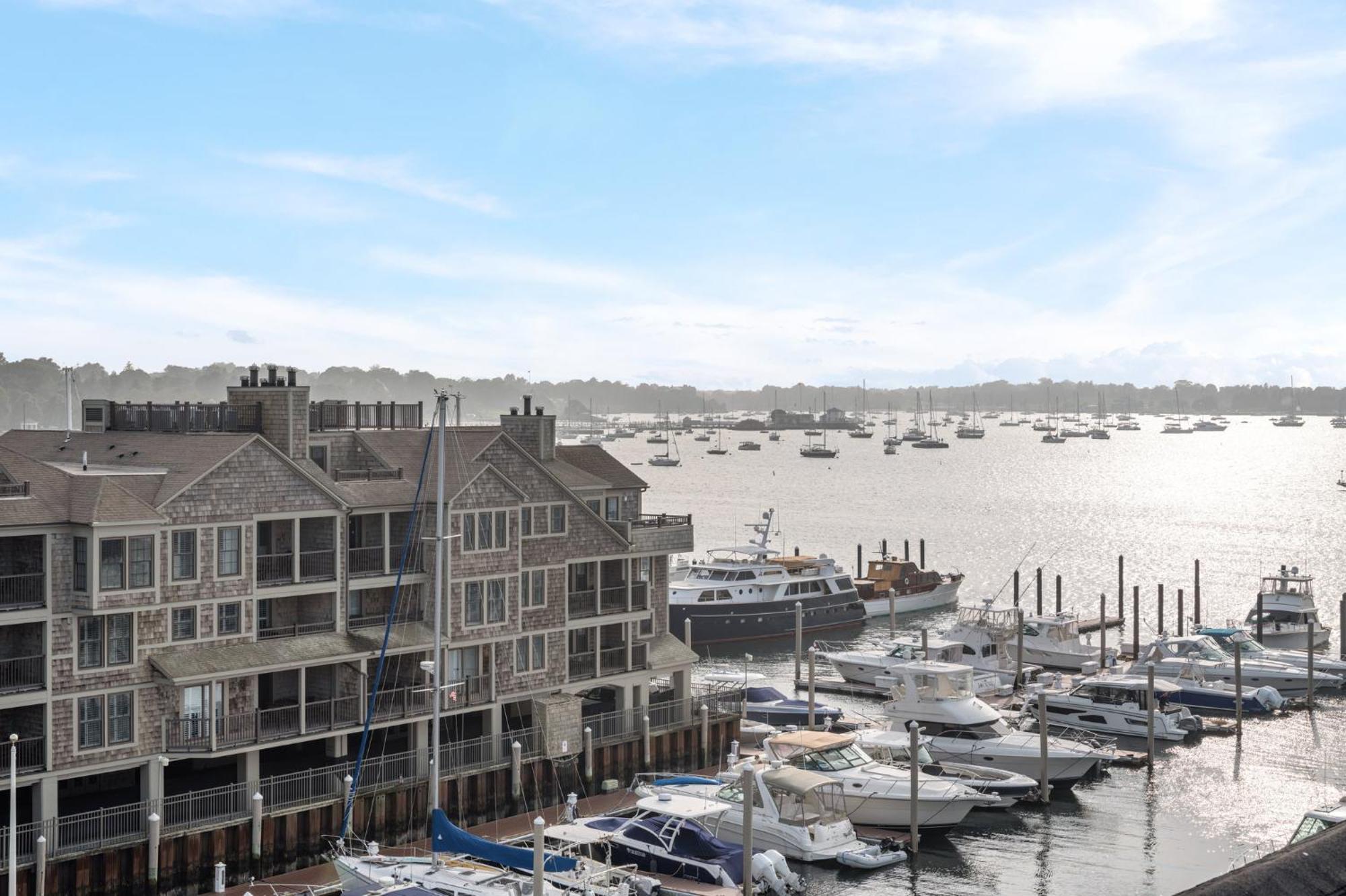 Club Wyndham Newport Onshore Eksteriør bilde